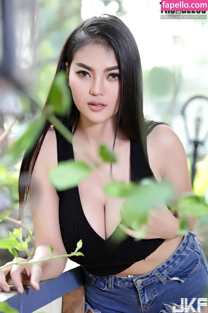 Faii Orapun Onlyfans Photo Gallery 