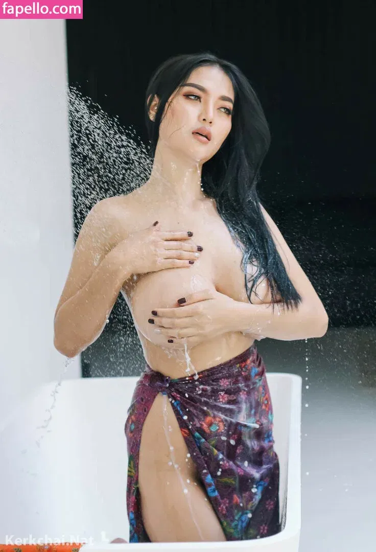 Faii Orapun Onlyfans Photo Gallery 