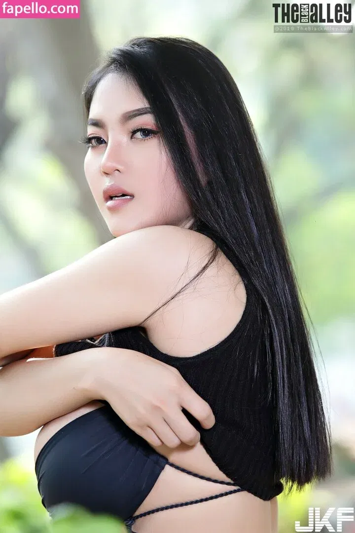 Faii Orapun Onlyfans Photo Gallery 