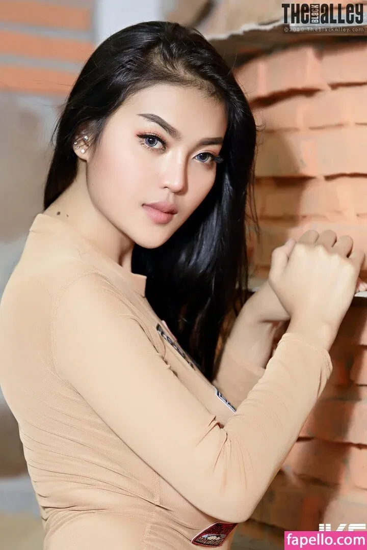 Faii Orapun Onlyfans Photo Gallery 