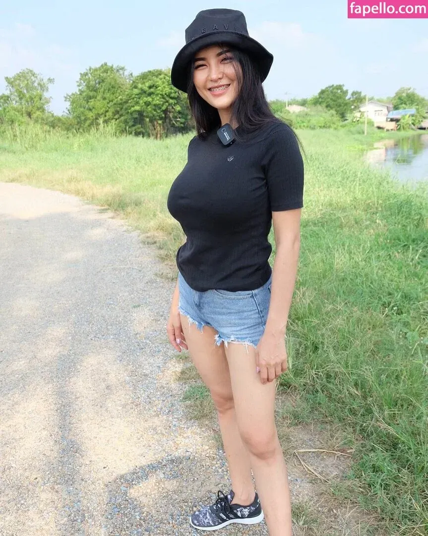 Faii Orapun Onlyfans Photo Gallery 