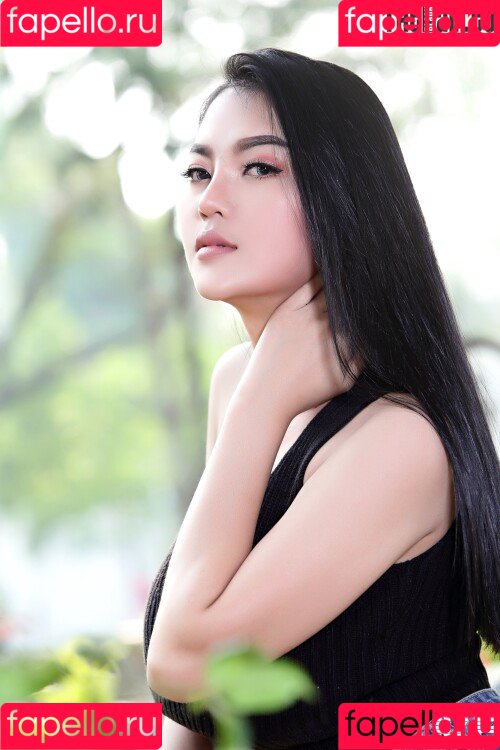 Faii Orapun Onlyfans Photo Gallery 