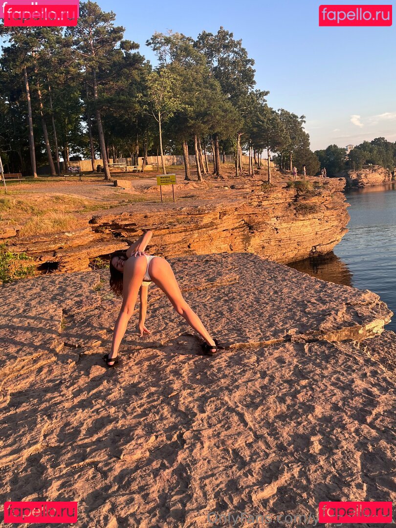 yorgoddess Nude Onlyfans Photo 42