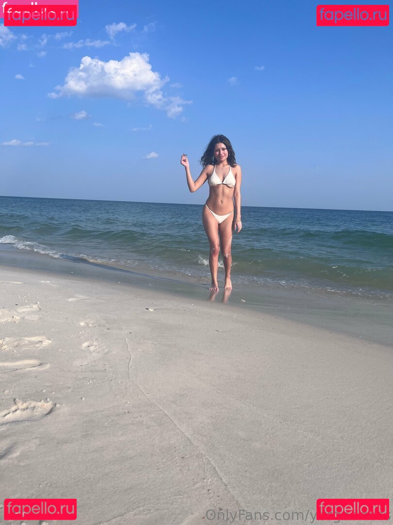 yorgoddess Nude Onlyfans Photo 22