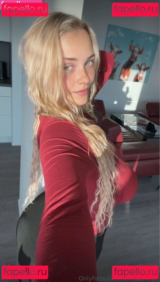 Anna Baileys Nude Onlyfans Photo 22