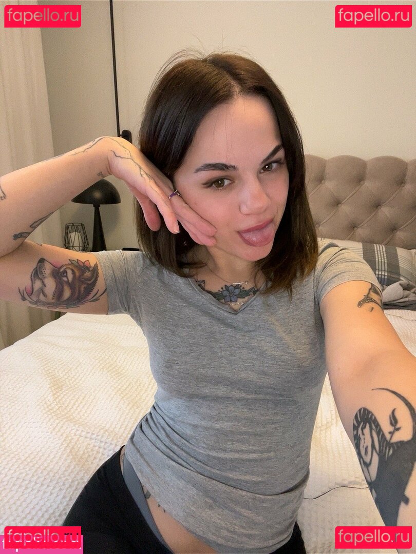 Rileyevans Nude Onlyfans Photo 35