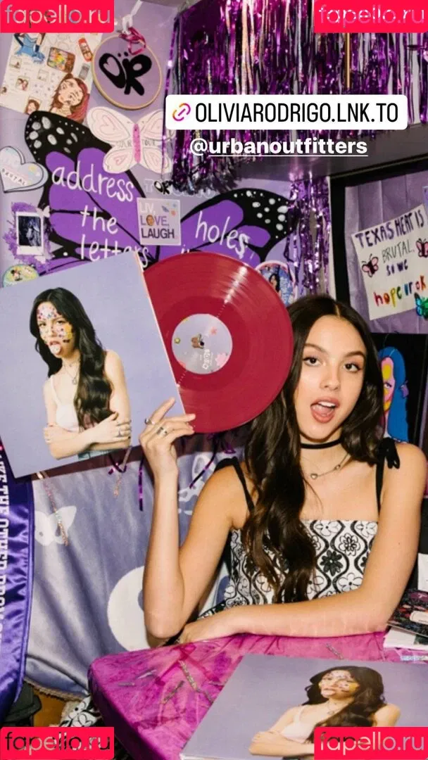 Olivia Rodrigo Onlyfans Photo Gallery 