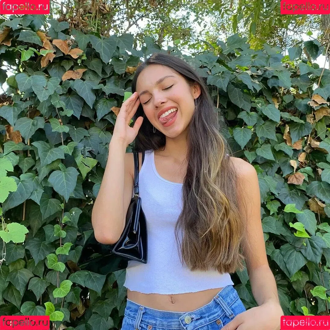 Olivia Rodrigo Onlyfans Photo Gallery 