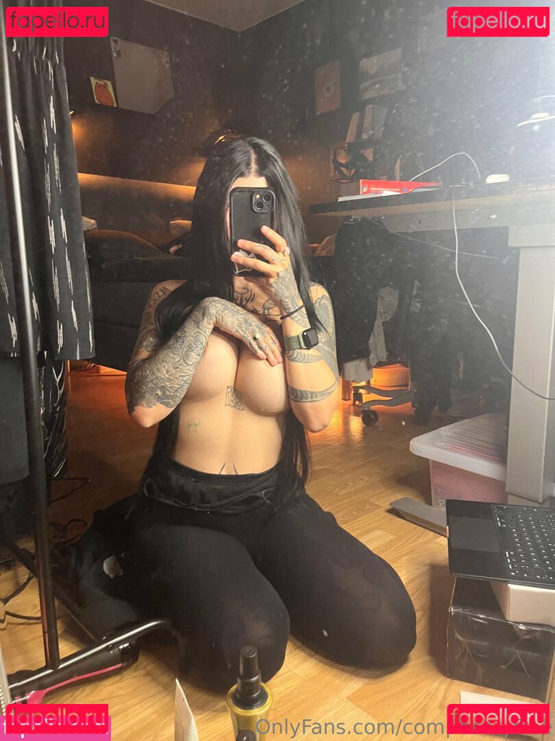composeryfree Nude Onlyfans Photo 18