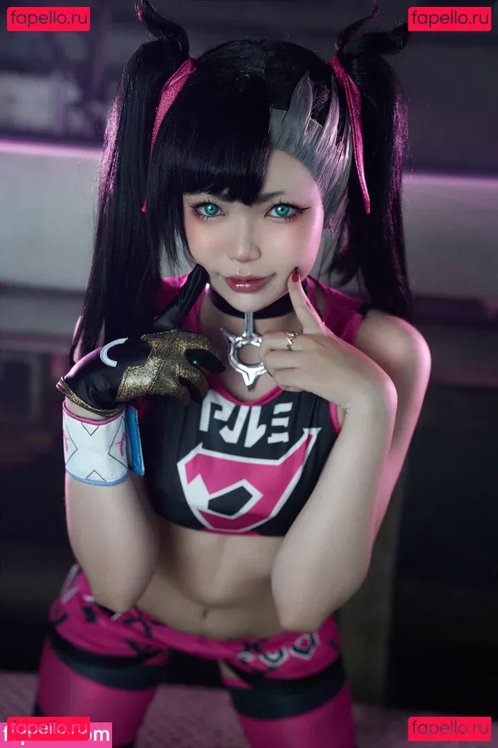 ZinieQ Onlyfans Photo Gallery 