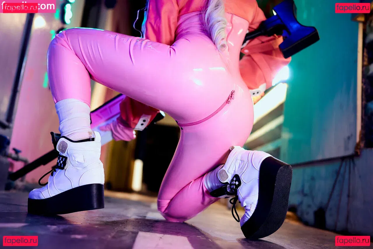 ZinieQ Onlyfans Photo Gallery 