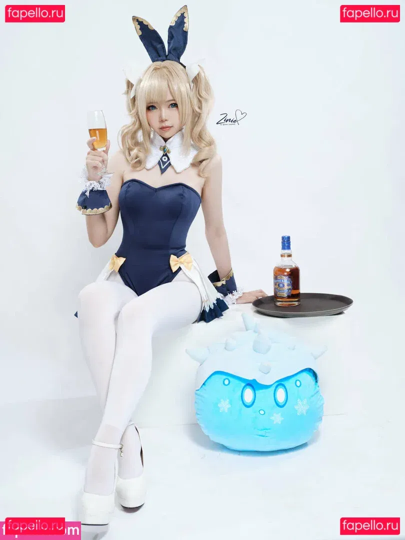 ZinieQ Onlyfans Photo Gallery 