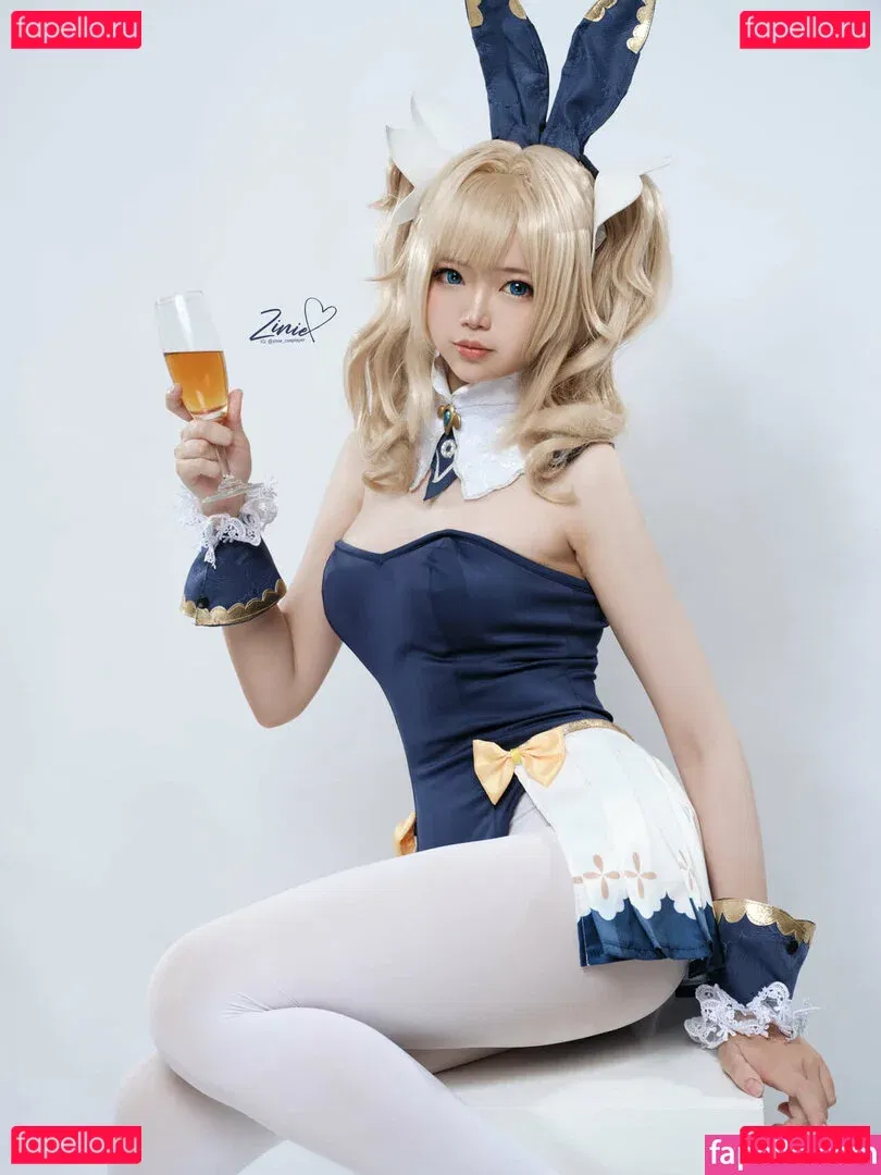 ZinieQ Onlyfans Photo Gallery 