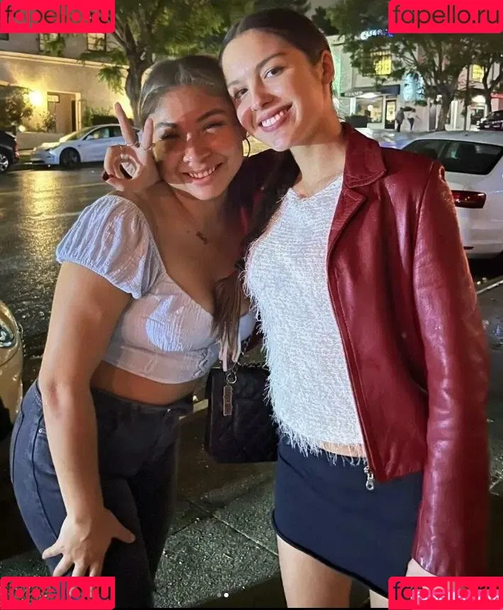 Olivia Rodrigo Onlyfans Photo Gallery 