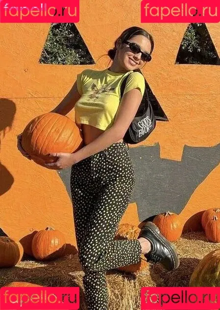 Olivia Rodrigo Onlyfans Photo Gallery 