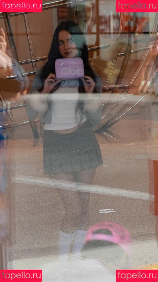 Olivia Rodrigo Onlyfans Photo Gallery 