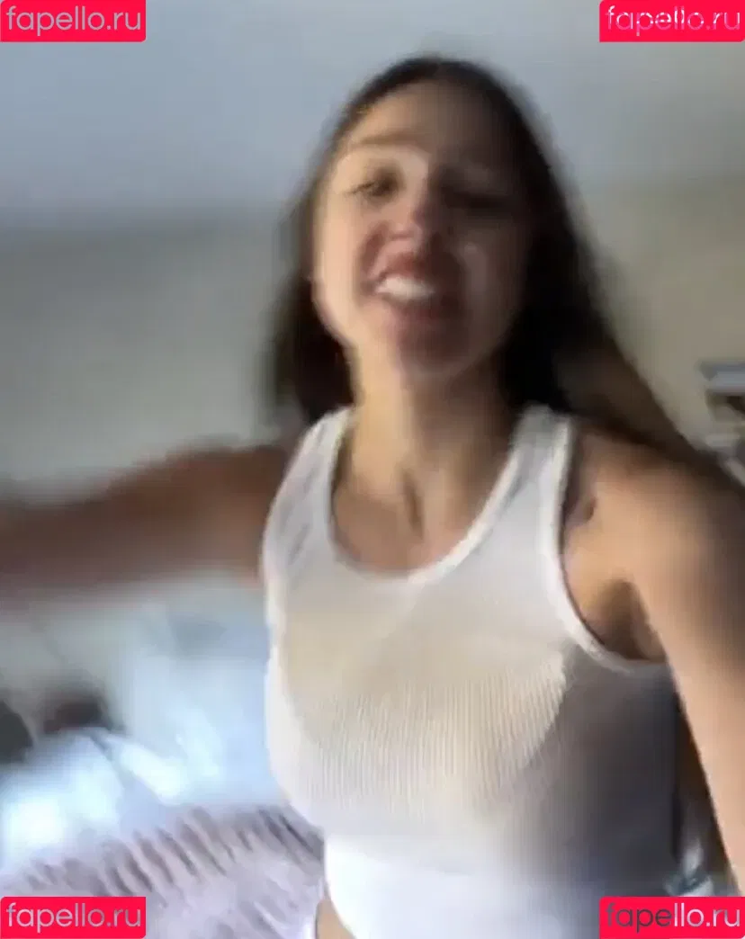 Olivia Rodrigo Onlyfans Photo Gallery 