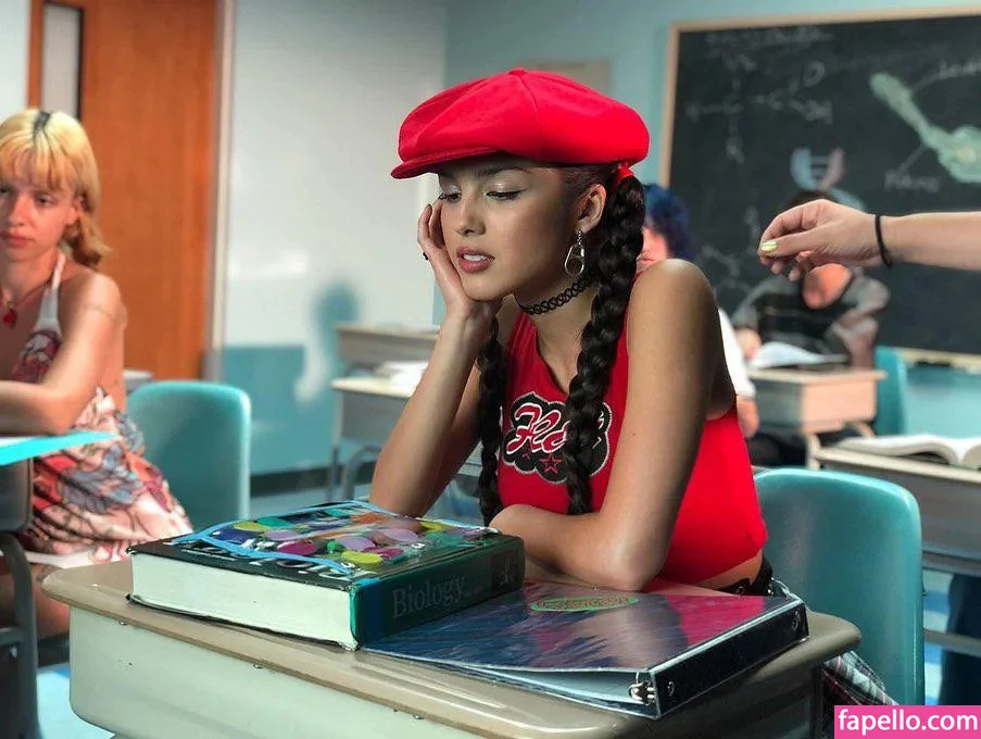 Olivia Rodrigo Onlyfans Photo Gallery 