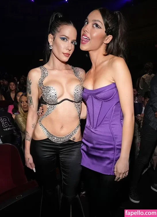 Olivia Rodrigo Onlyfans Photo Gallery 