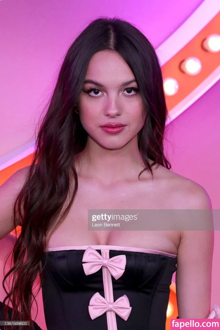 Olivia Rodrigo Onlyfans Photo Gallery 