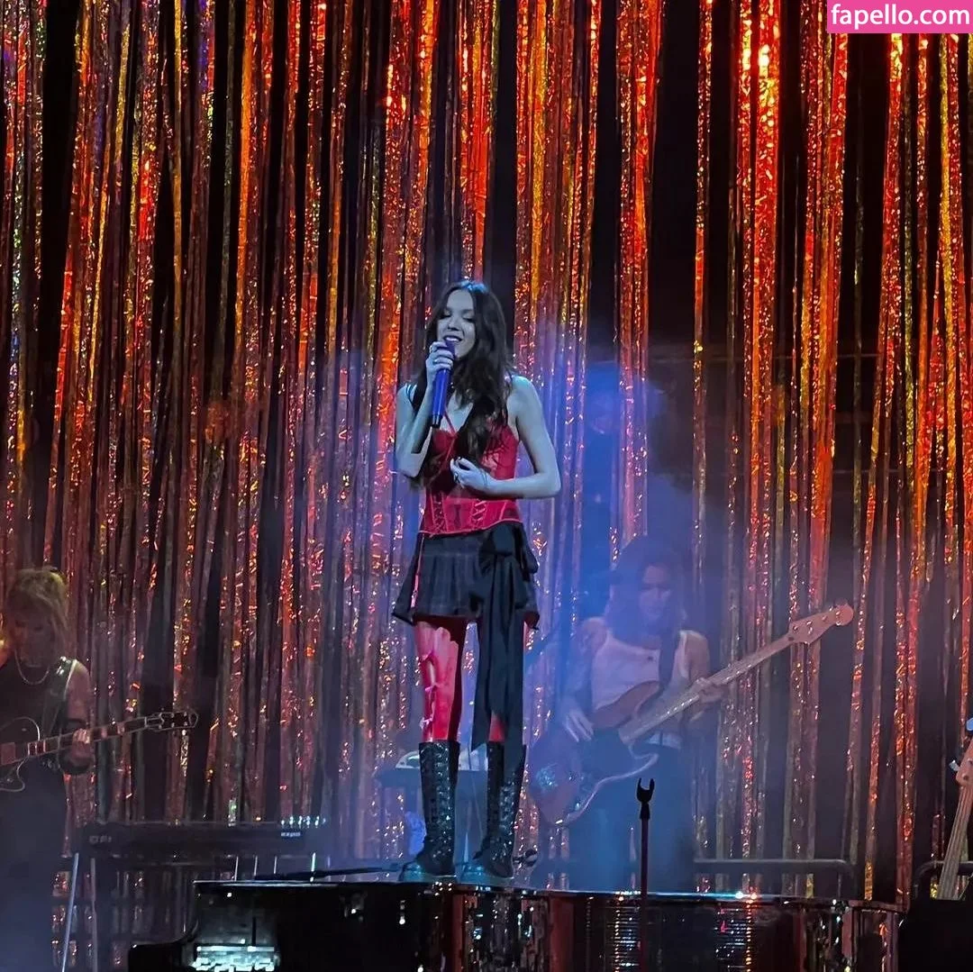 Olivia Rodrigo Onlyfans Photo Gallery 