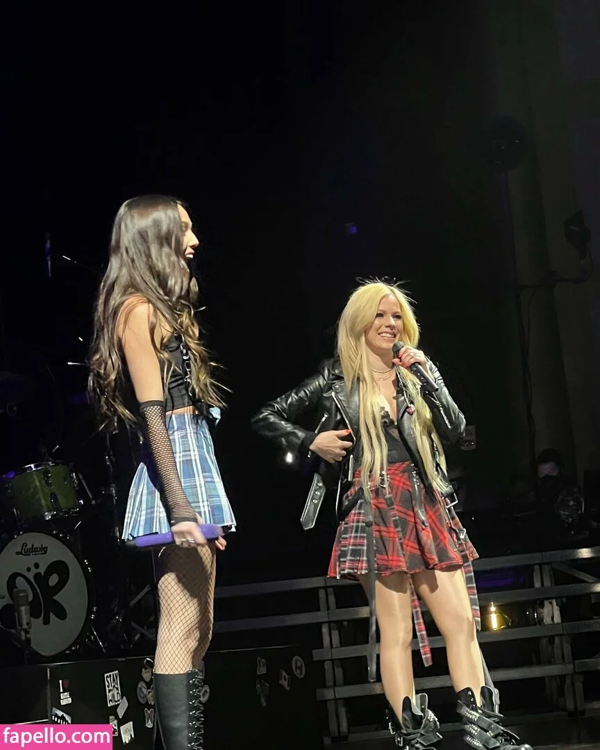 Olivia Rodrigo Onlyfans Photo Gallery 