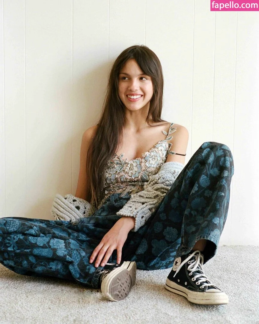 Olivia Rodrigo Onlyfans Photo Gallery 