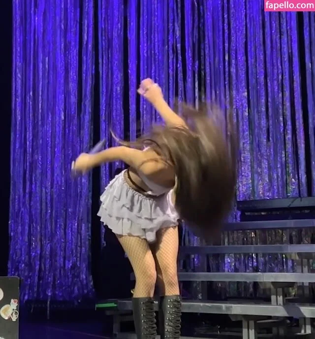 Olivia Rodrigo Onlyfans Photo Gallery 