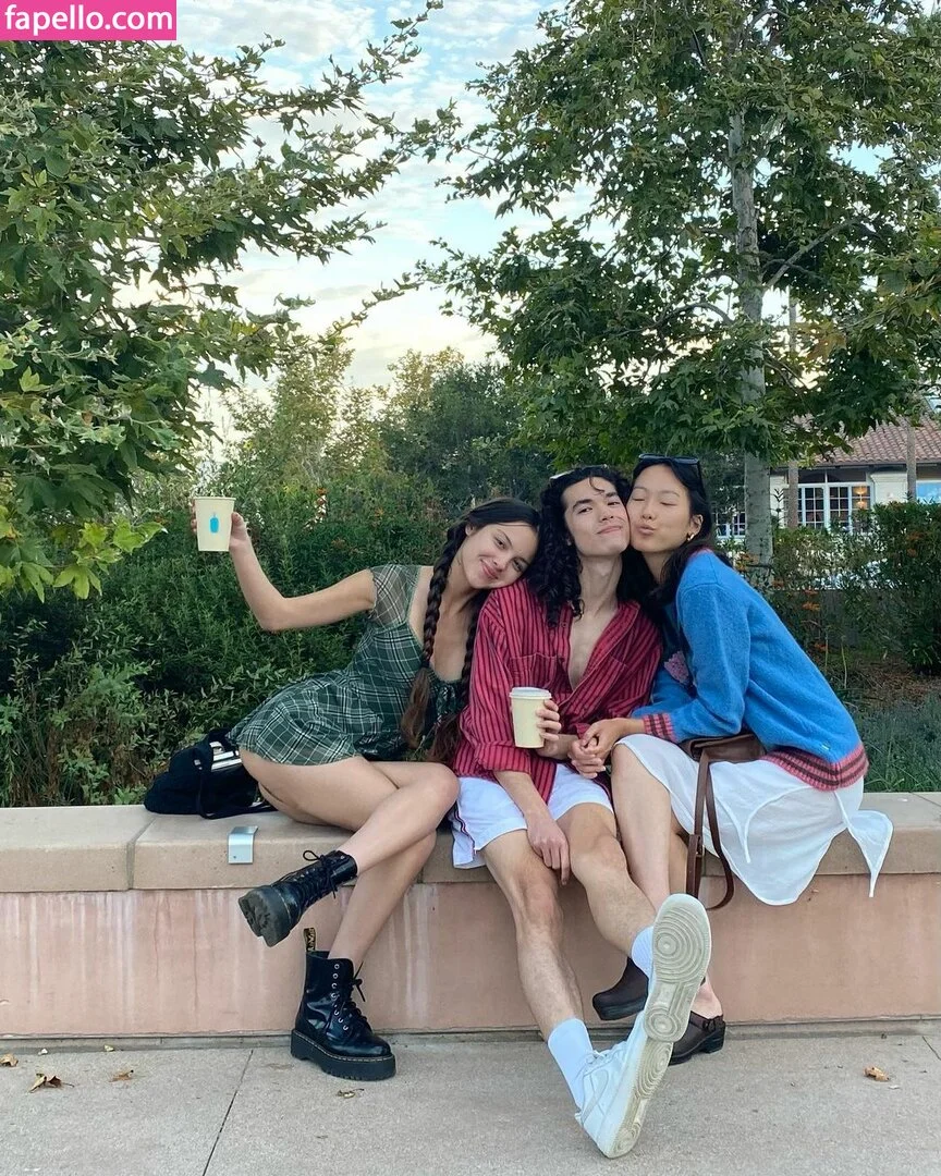 Olivia Rodrigo Onlyfans Photo Gallery 