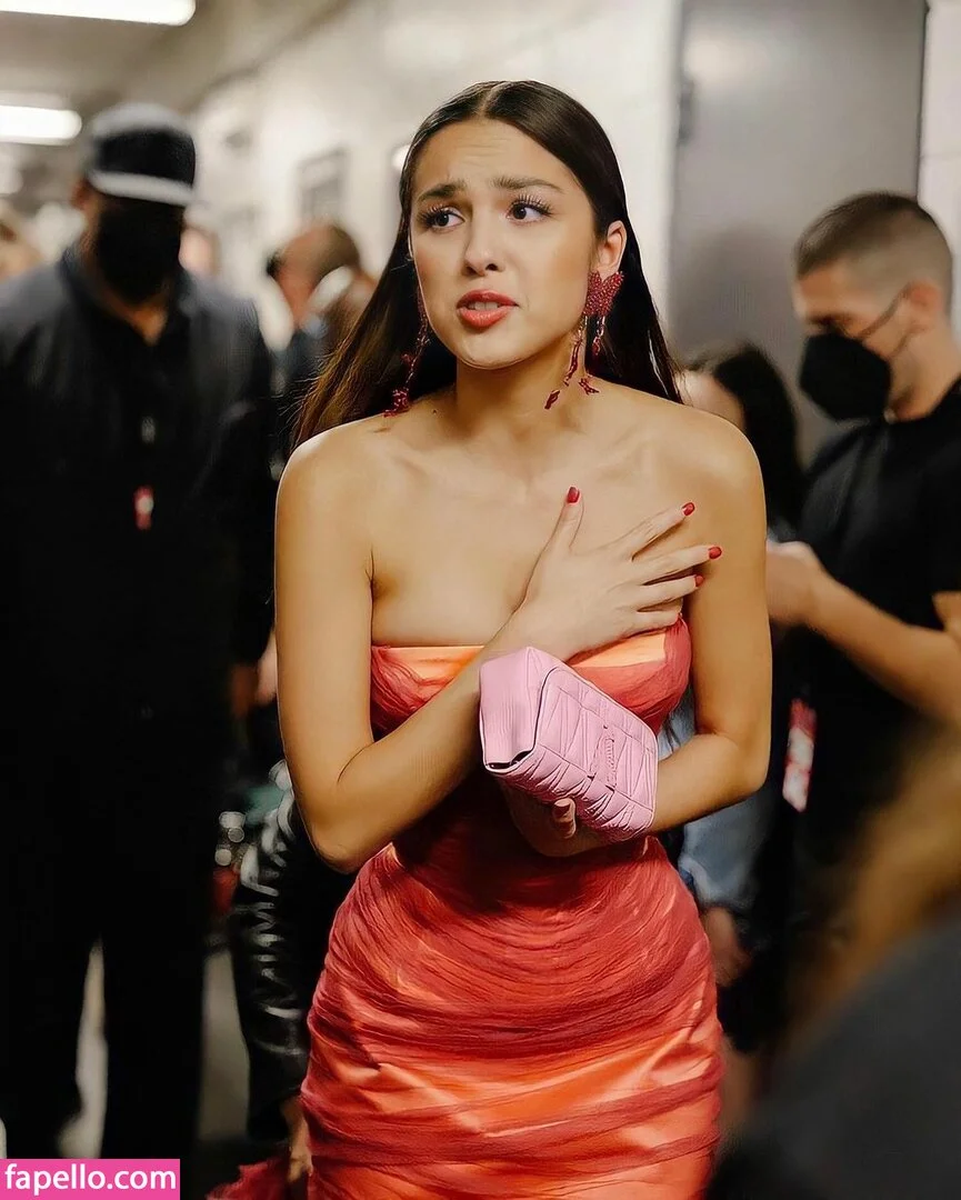 Olivia Rodrigo Onlyfans Photo Gallery 