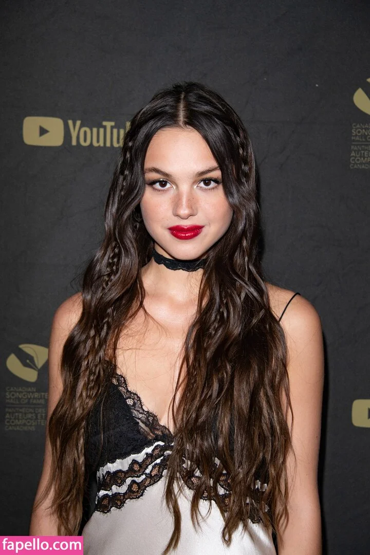 Olivia Rodrigo Onlyfans Photo Gallery 