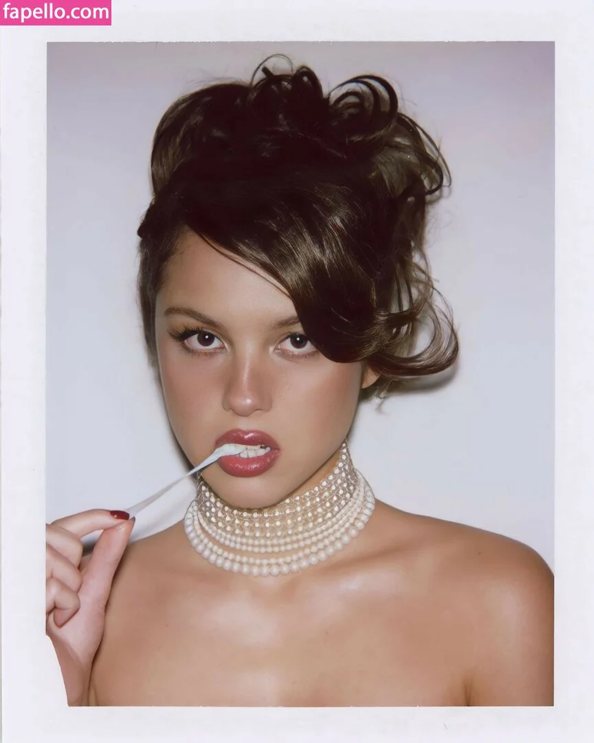 Olivia Rodrigo Onlyfans Photo Gallery 