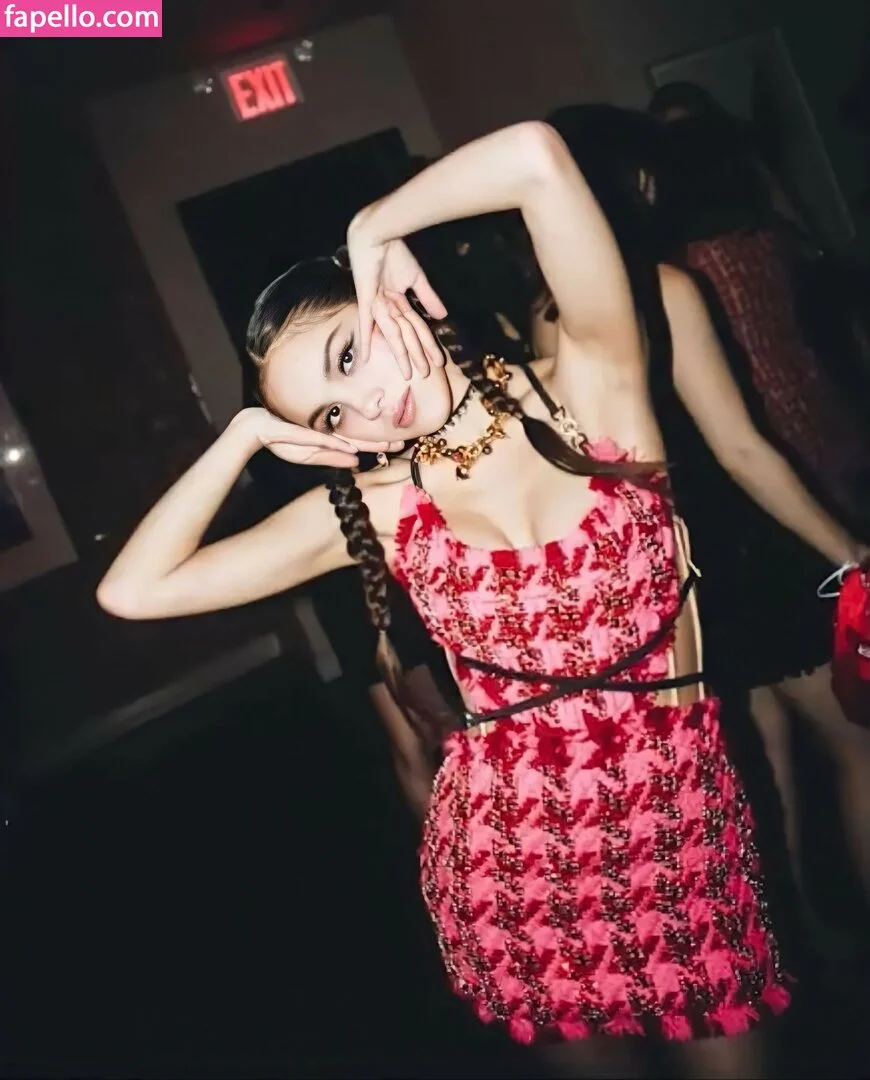 Olivia Rodrigo Onlyfans Photo Gallery 