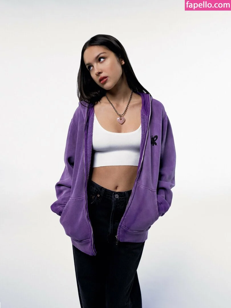 Olivia Rodrigo Onlyfans Photo Gallery 