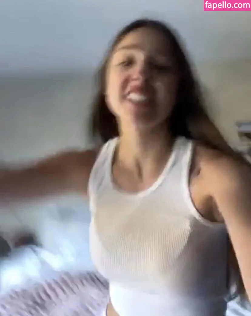 Olivia Rodrigo Onlyfans Photo Gallery 