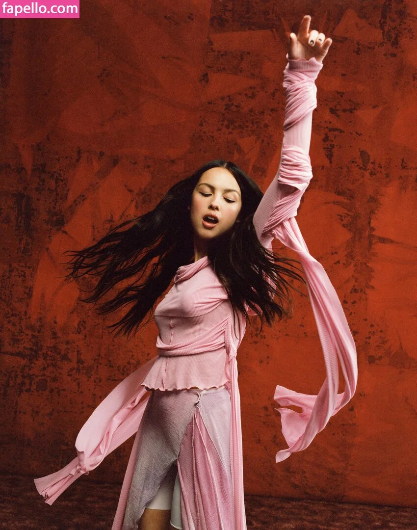 Olivia Rodrigo Onlyfans Photo Gallery 