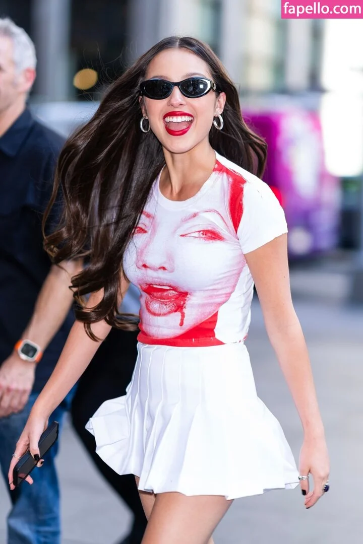 Olivia Rodrigo Onlyfans Photo Gallery 