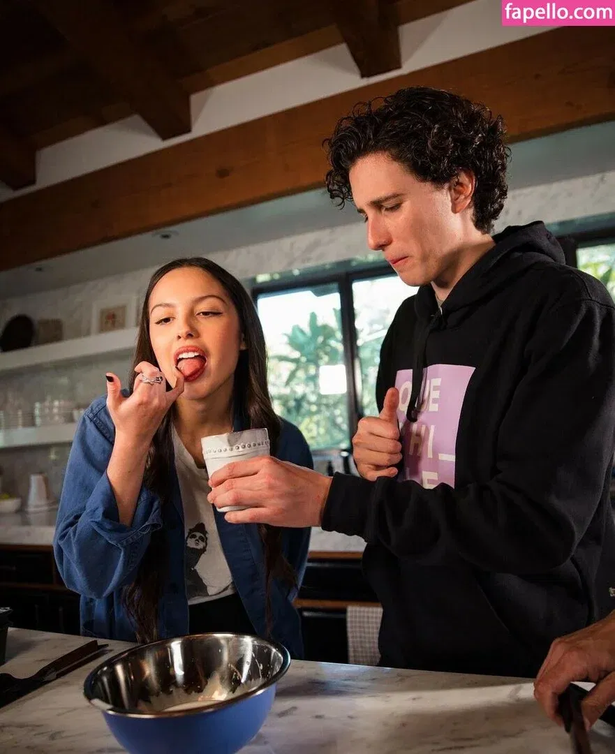 Olivia Rodrigo Onlyfans Photo Gallery 