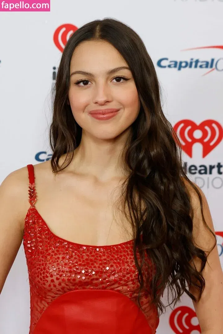 Olivia Rodrigo Onlyfans Photo Gallery 