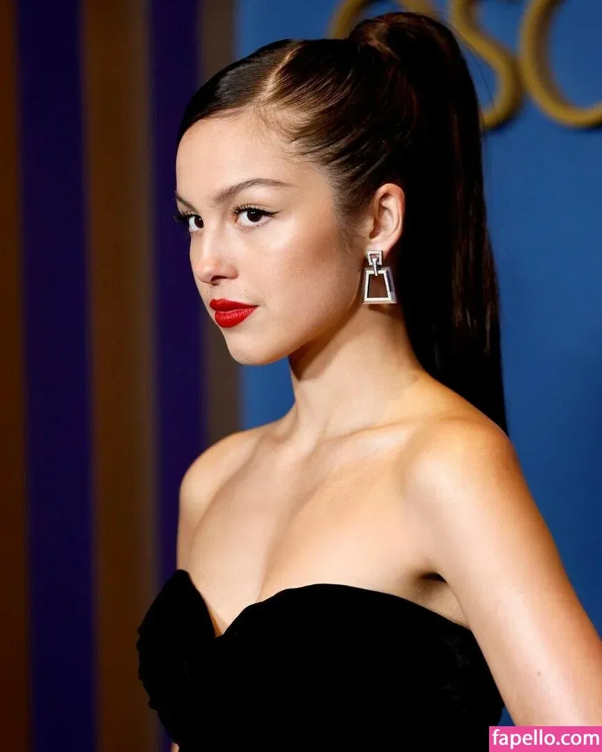 Olivia Rodrigo Onlyfans Photo Gallery 