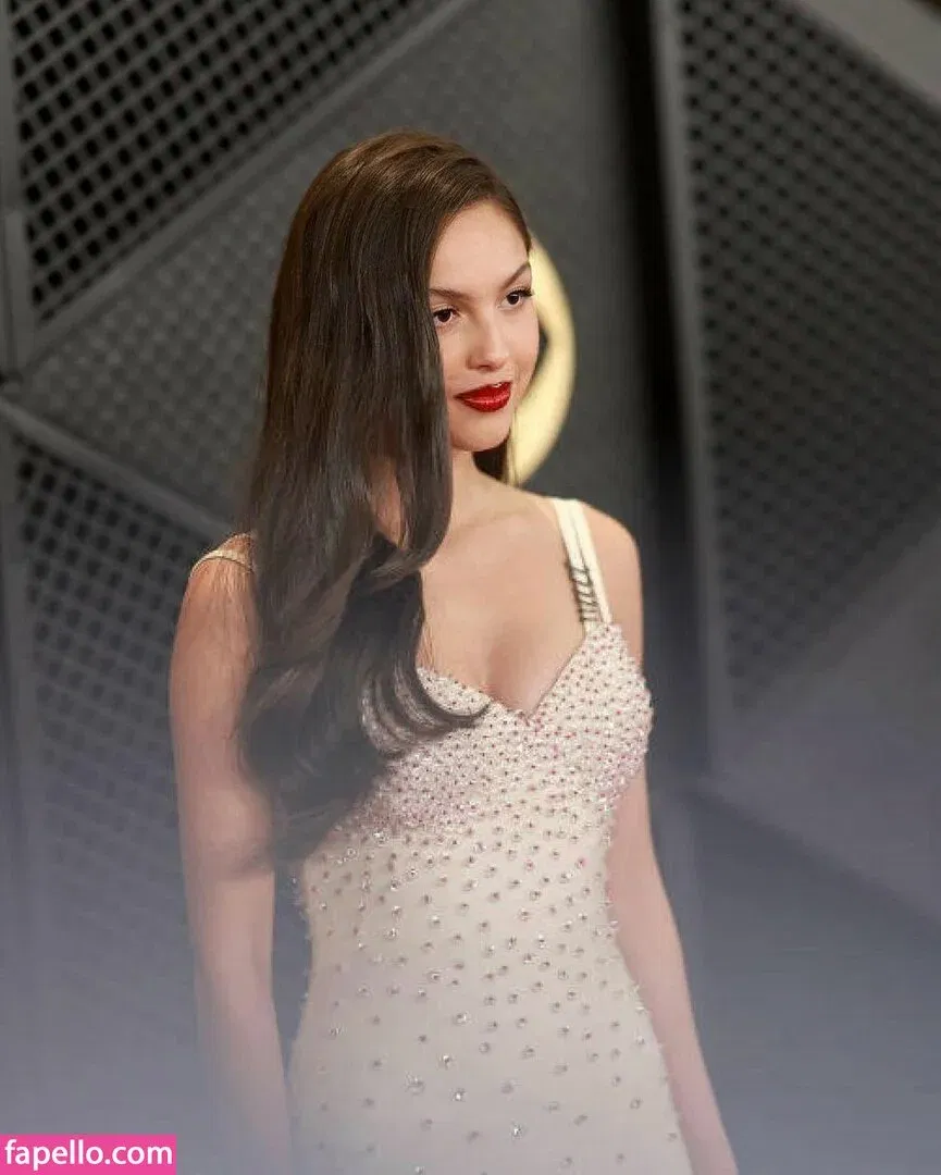 Olivia Rodrigo Onlyfans Photo Gallery 