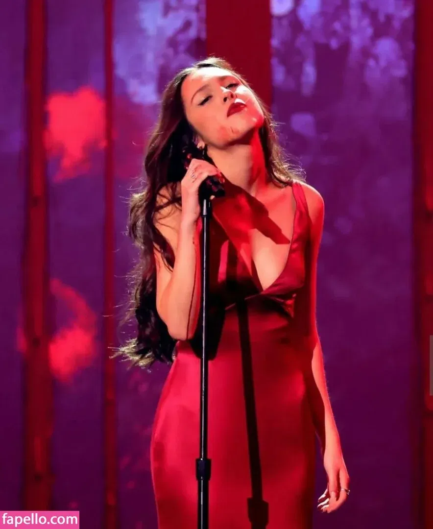 Olivia Rodrigo Onlyfans Photo Gallery 