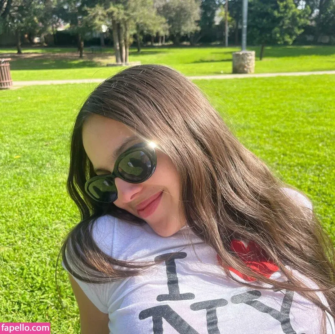 Olivia Rodrigo Onlyfans Photo Gallery 