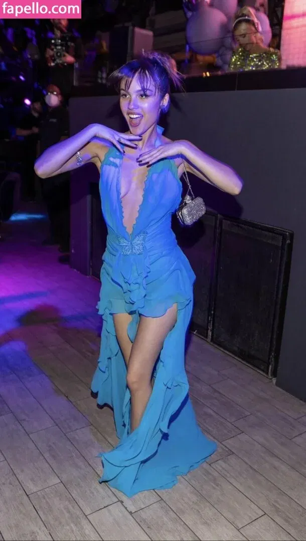 Olivia Rodrigo Onlyfans Photo Gallery 