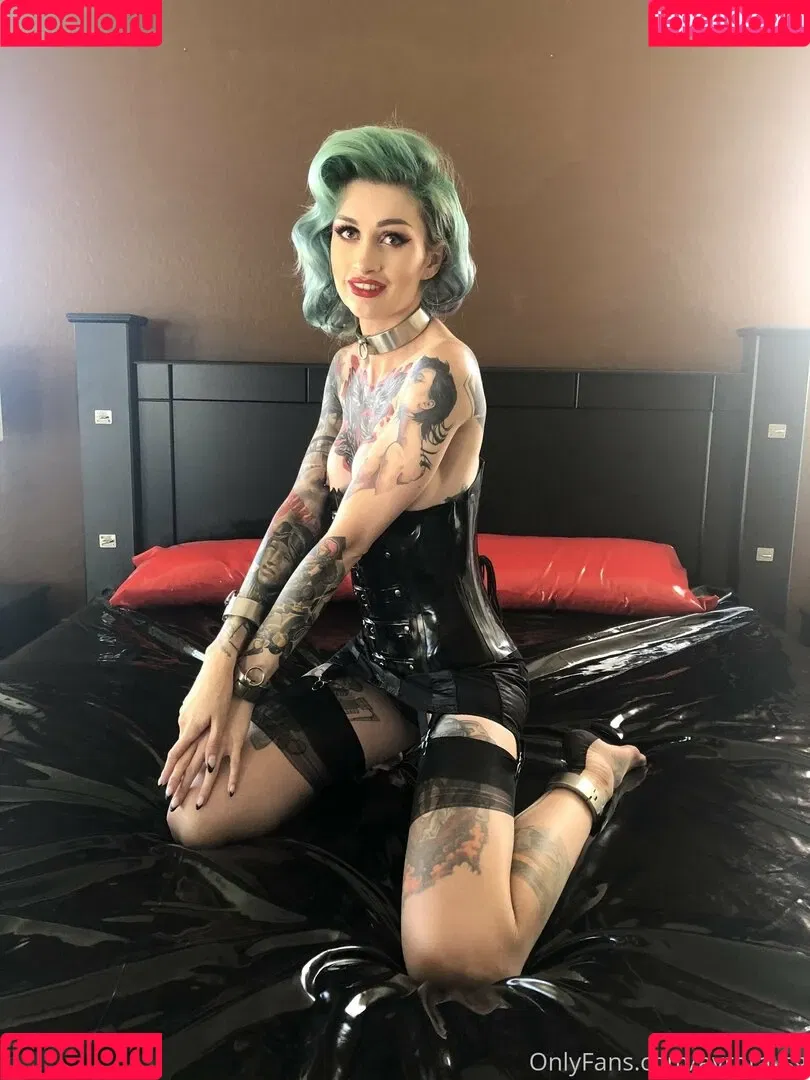 Avrora_sg Onlyfans Photo Gallery 