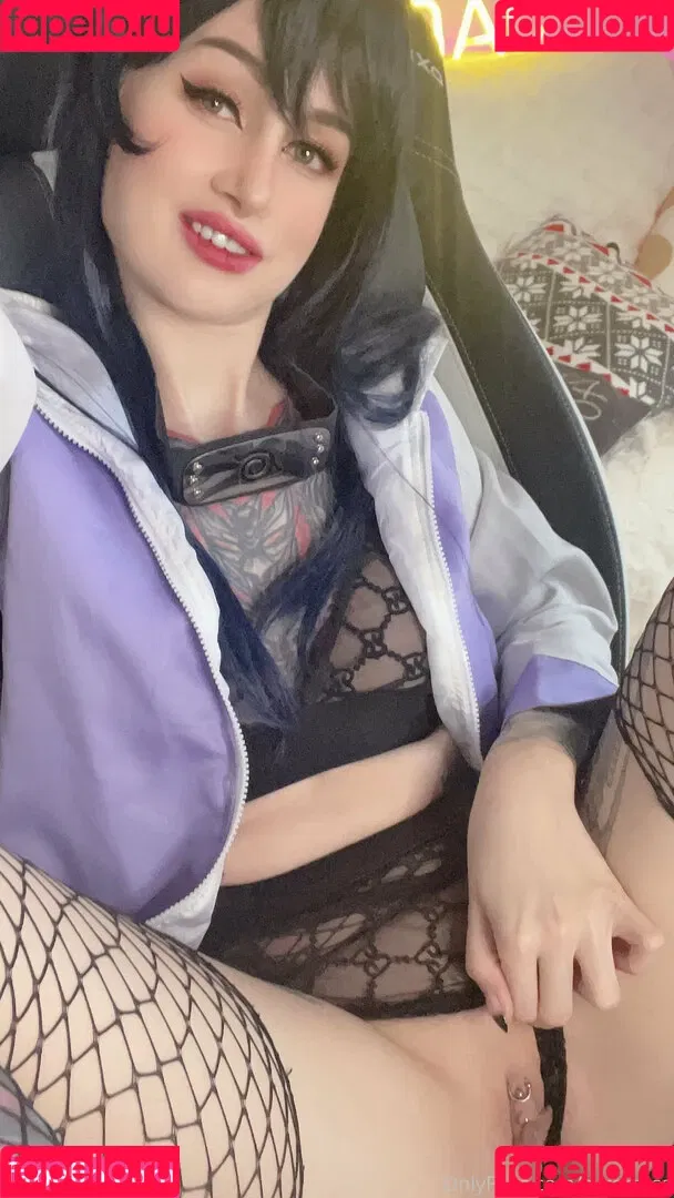 Avrora_sg Onlyfans Photo Gallery 