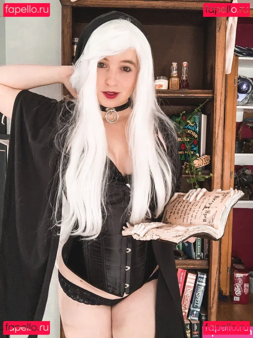 Avrora_sg Onlyfans Photo Gallery 