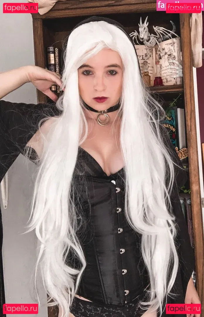 Avrora_sg Onlyfans Photo Gallery 