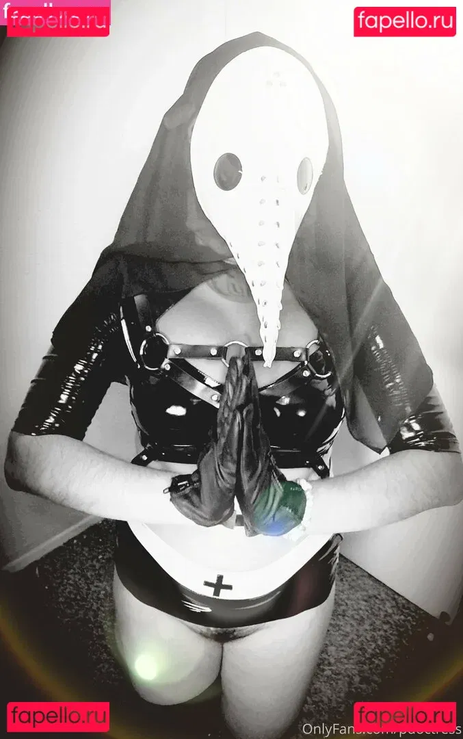 PDoctress Onlyfans Photo Gallery 