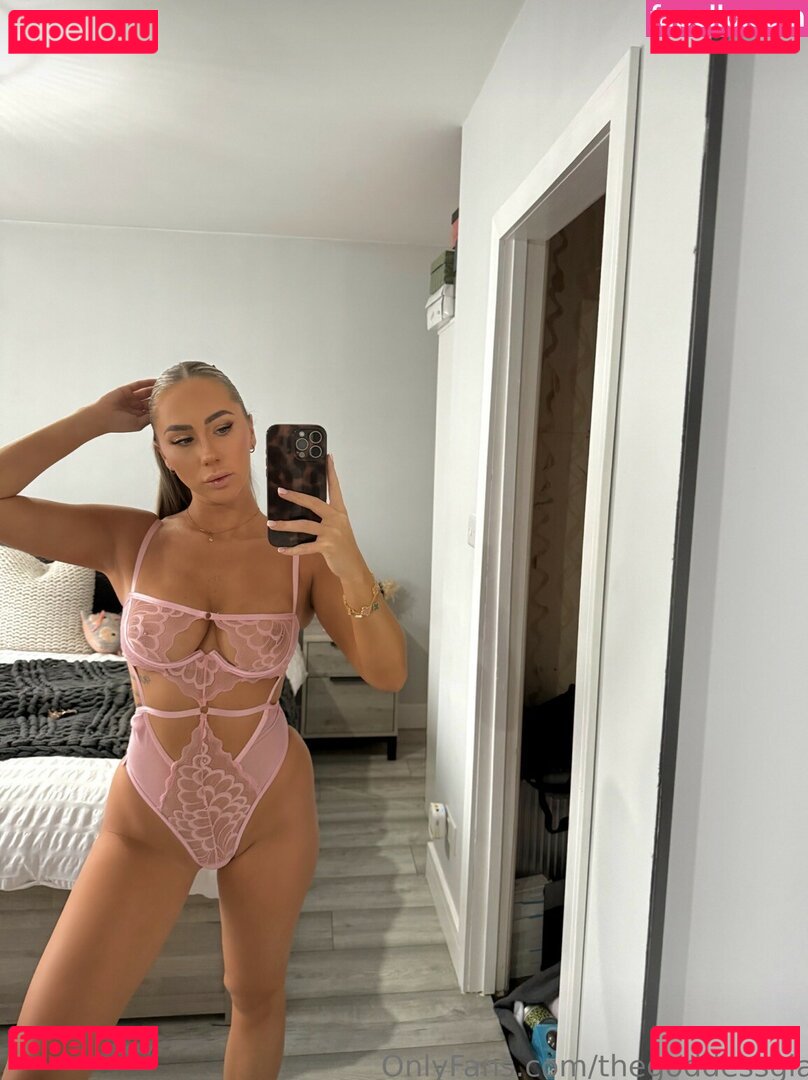Thegoddessgia Nude Onlyfans Photo 4